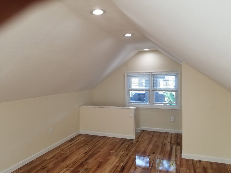 28 Lancaster St. #3R (Near WPI) Heat included image