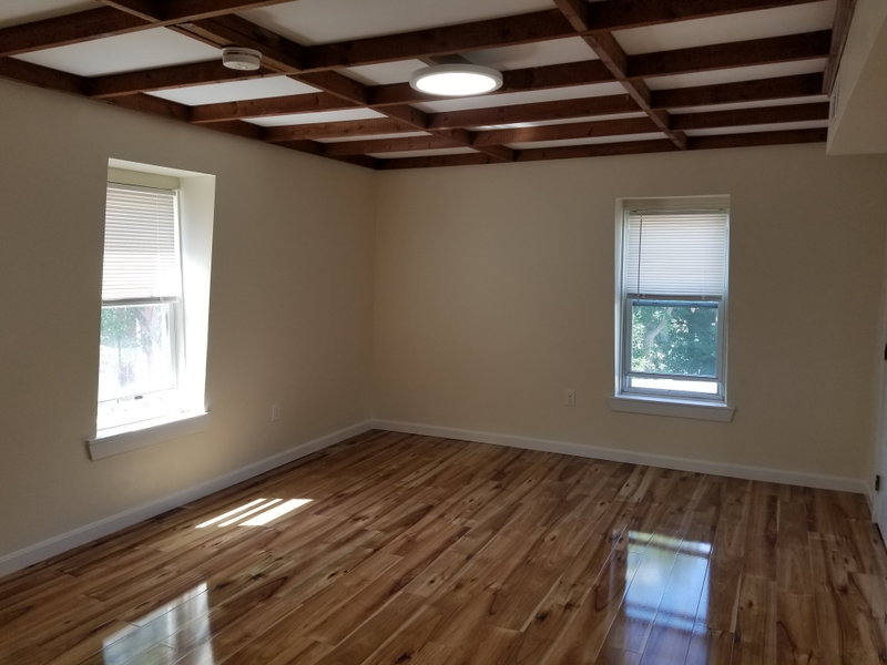28 Lancaster St. #3R (Near WPI) Heat included image