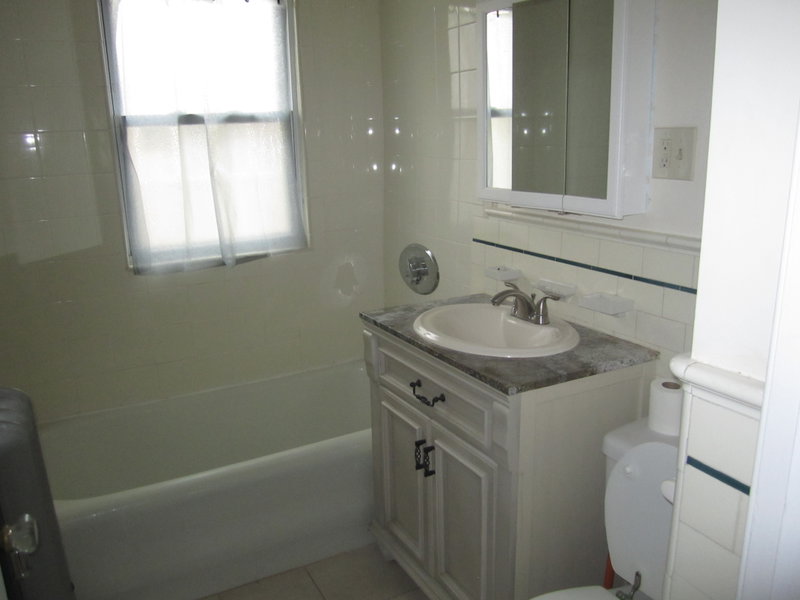 148 Russell St #2 (Near WPI) image
