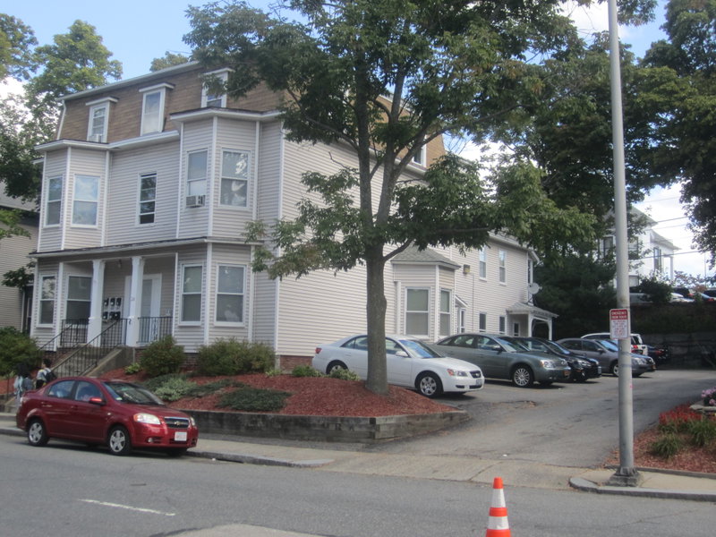 28 Lancaster St #1R (Near WPI)  image