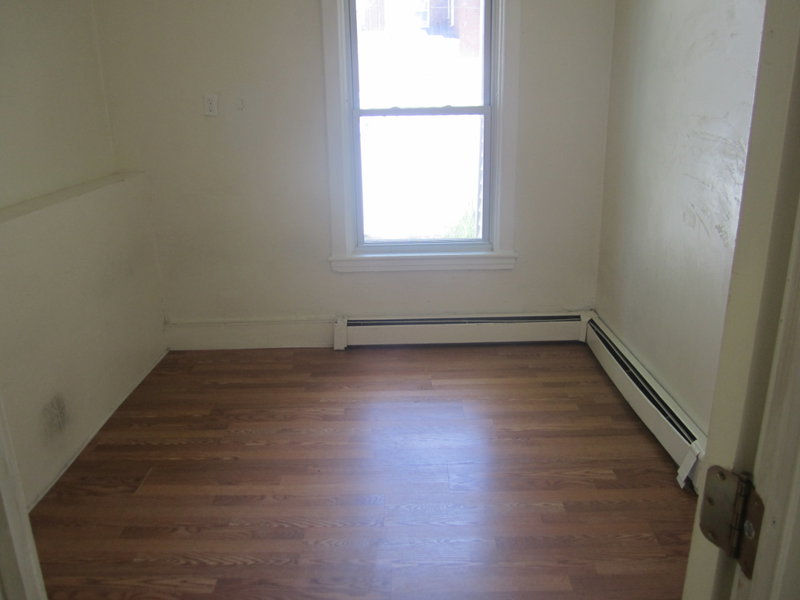 28 Lancaster St #1R (Near WPI)  image
