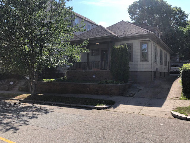 24 Huxley Ave   image