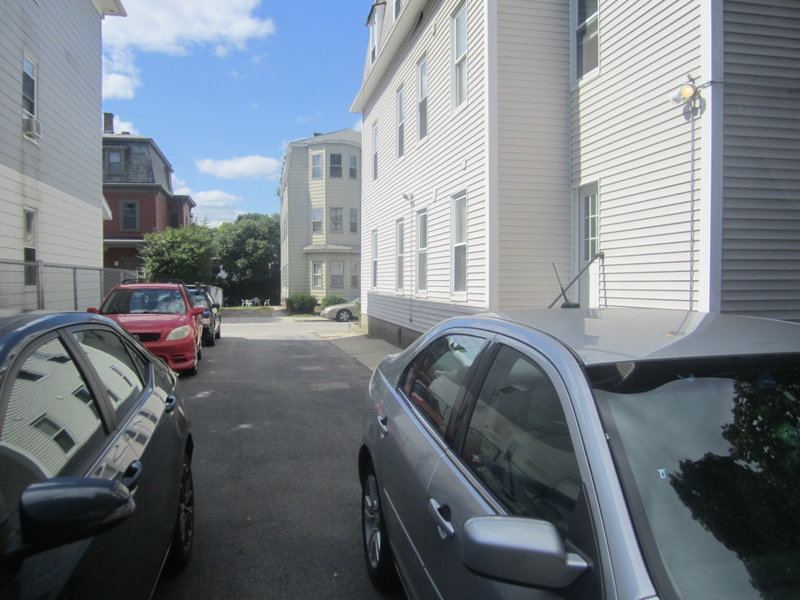 32 Wachusett St #1 (Near WPI) image