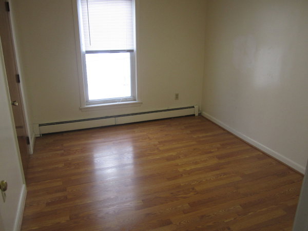 32 Wachusett St #1 (Near WPI) image